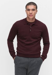 Поло с длинным рукавом