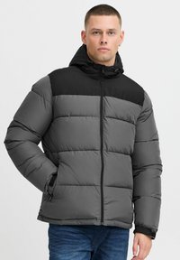 Зимняя куртка Зимняя куртка