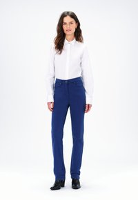 Прямые брюки Прямые брюки