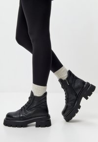 Ботинки Ботинки