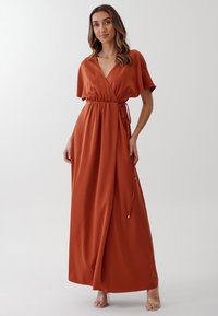 Летнее платье