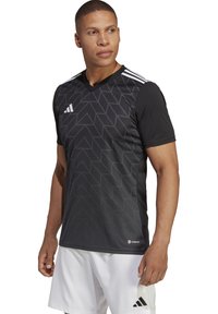 Спортивная форма