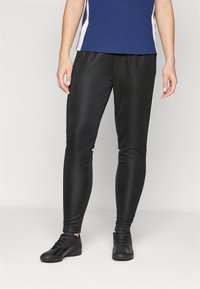 Спортивные штаны Спортивные штаны