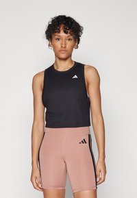 Спортивный топ