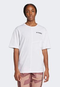 Спортивная майка