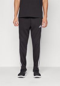 Спортивные штаны Спортивные штаны