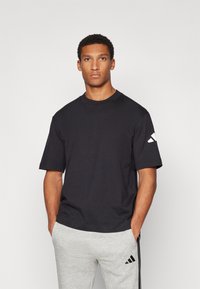 Спортивная майка