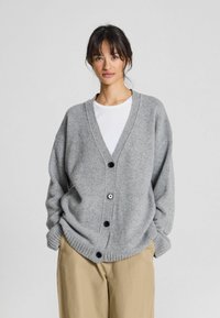 Длинный кардиган