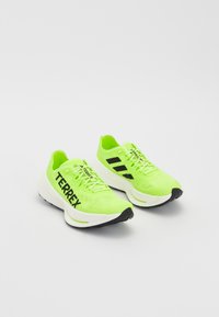 Беговые кроссовки