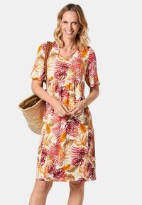 Летнее платье