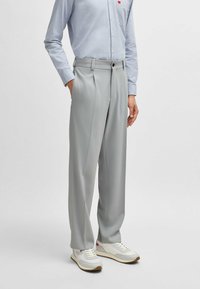 Костюмные брюки