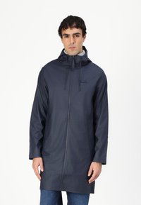 Куртка-дождевик