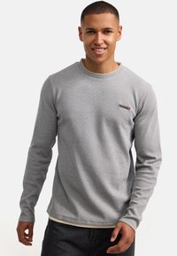 Пуловер Пуловер