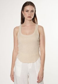 Майка-борцовка