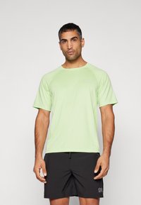 Спортивная майка