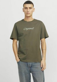 Футболка Футболка