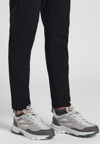 Походная обувь