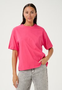 Футболка Футболка