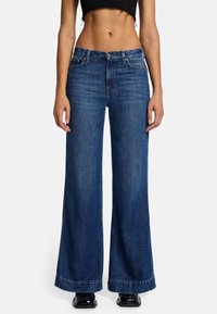 Широкие брюки