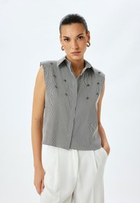 Майка-борцовка