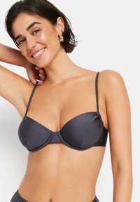 Верх от бикини