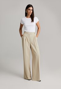 Широкие брюки