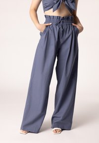 Широкие брюки