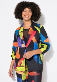 Блейзер Блейзер