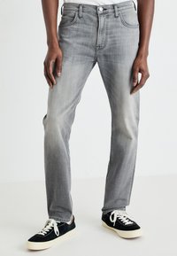 Узкие джинсы Узкие джинсы