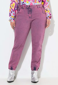 Джинсы Джинсы