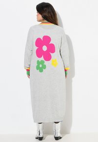 Длинный кардиган