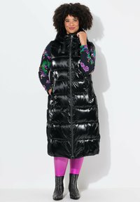 Длинный жилет Длинный жилет