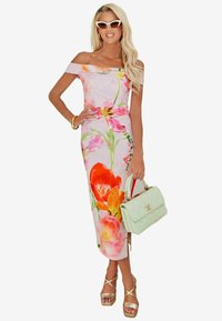 Летнее платье