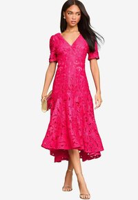 Коктейльное платье