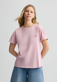 Футболка Футболка