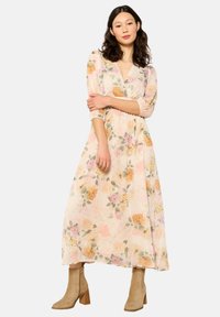 Летнее платье Летнее платье