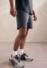 Шорты Шорты