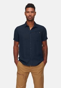 Рубашка с коротким рукавом