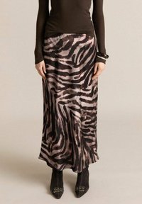 Длинная юбка