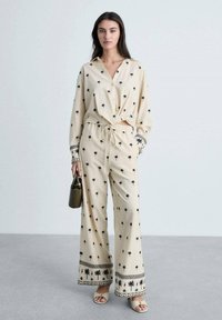 Блузка-рубашка