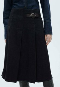 Джинсовая юбка