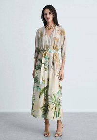 Платье макси