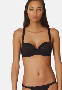 Бюстгальтер Бюстгальтер