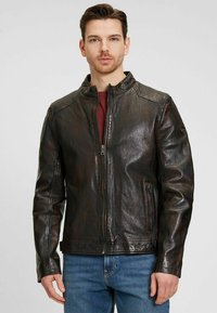 Кожаная куртка