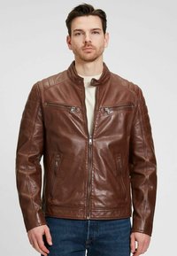 Кожаная куртка