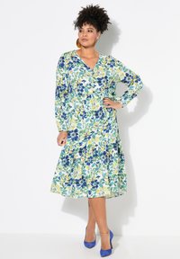 Летнее платье