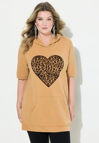 Пуловер с капюшоном Пуловер с капюшоном