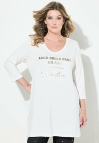 Длинная майка