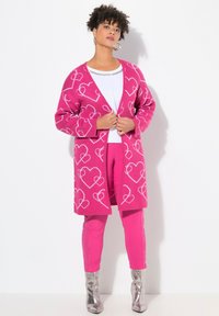 Длинный кардиган