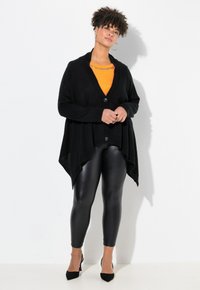 Длинный кардиган Длинный кардиган